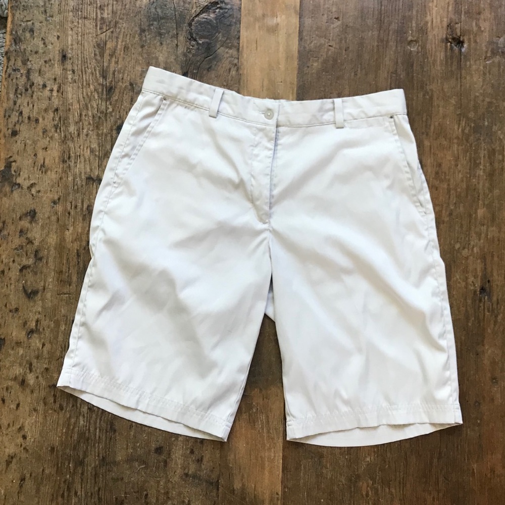 Nike Men’s Dri-fit khaki shorts